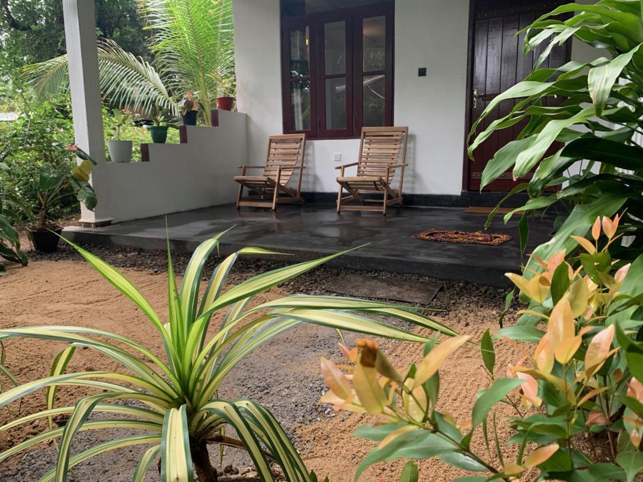 Manju Homestay Sigiriya Exteriör bild