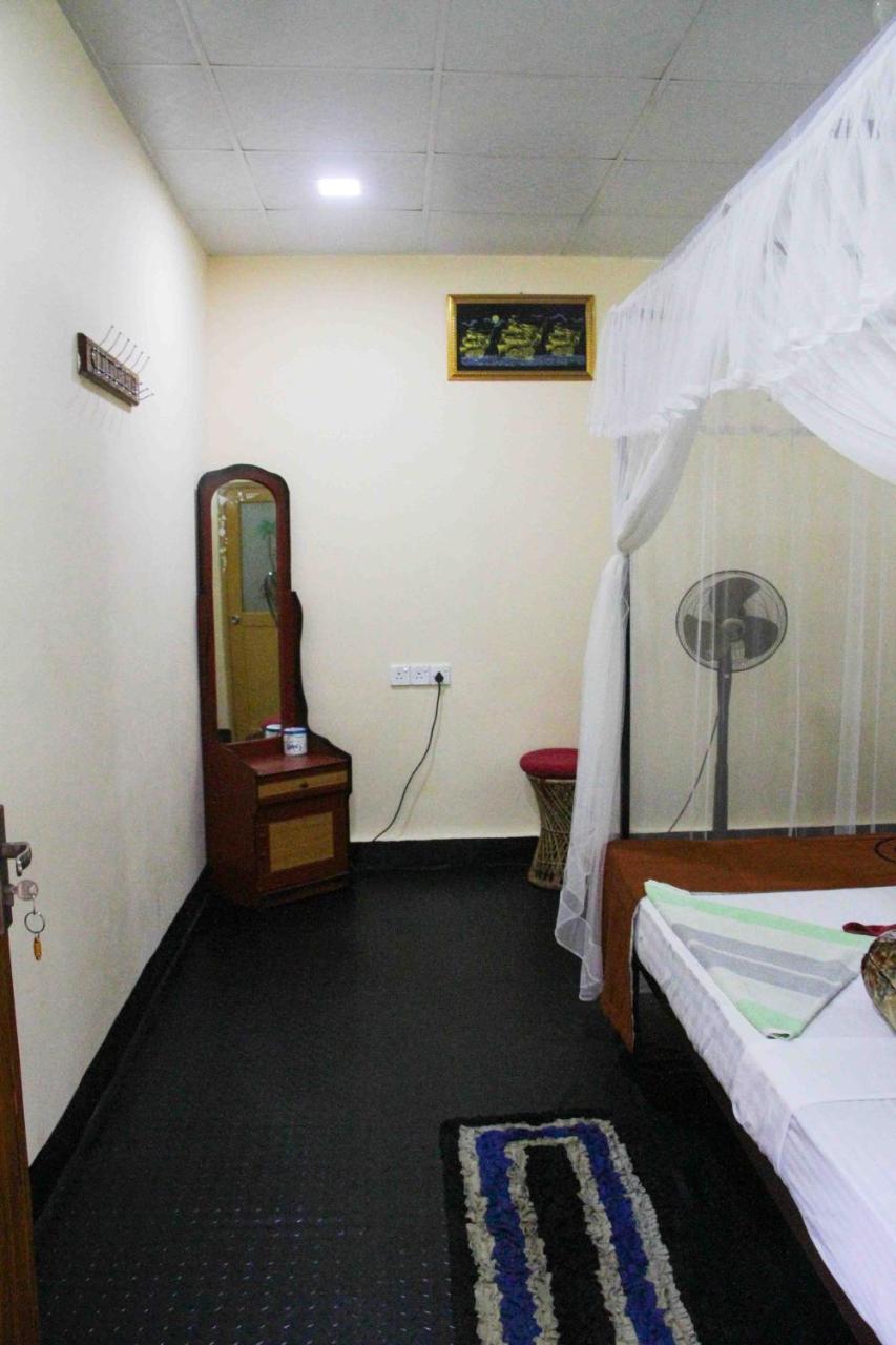 Manju Homestay Sigiriya Exteriör bild